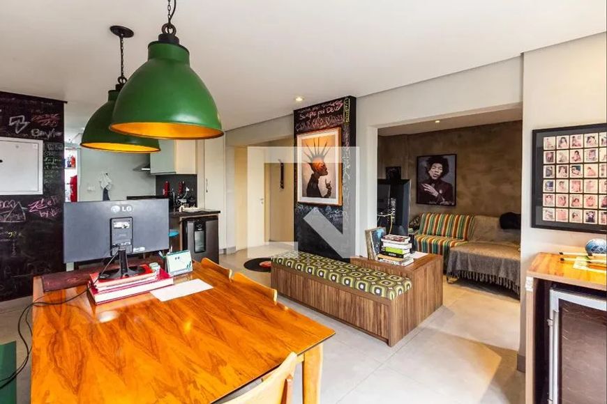 Apartamento à Venda - Vila Olímpia, 1 Quarto, 74 m2