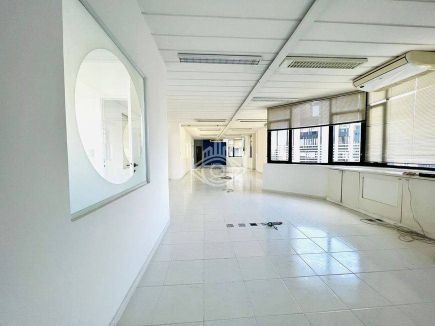 Sala Comercial a venda e locação Rua Geraldo Flausino Gomes, Cidade Monções, São