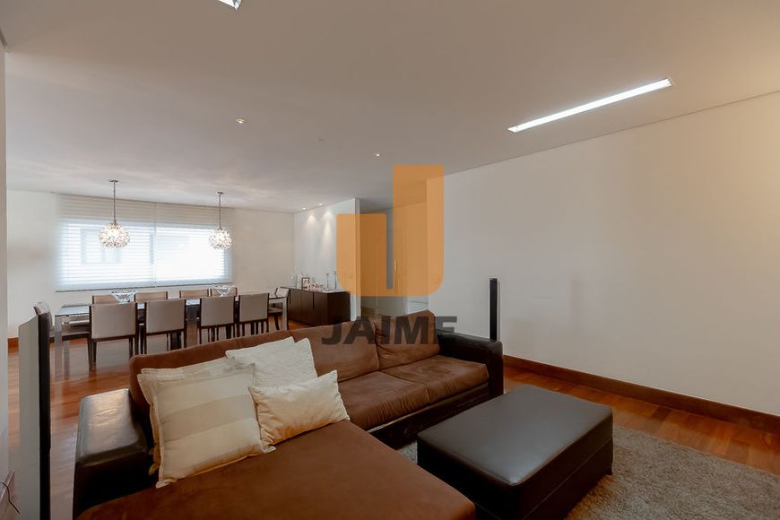 Apartamento com 4 Dormitórios 3 Vagas em Higienópolis