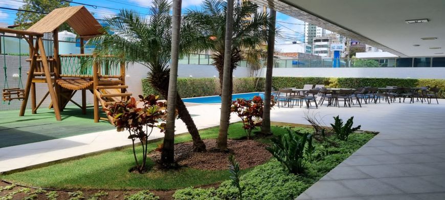 Apartamento para venda com 220 metros quadrados com 5 quartos