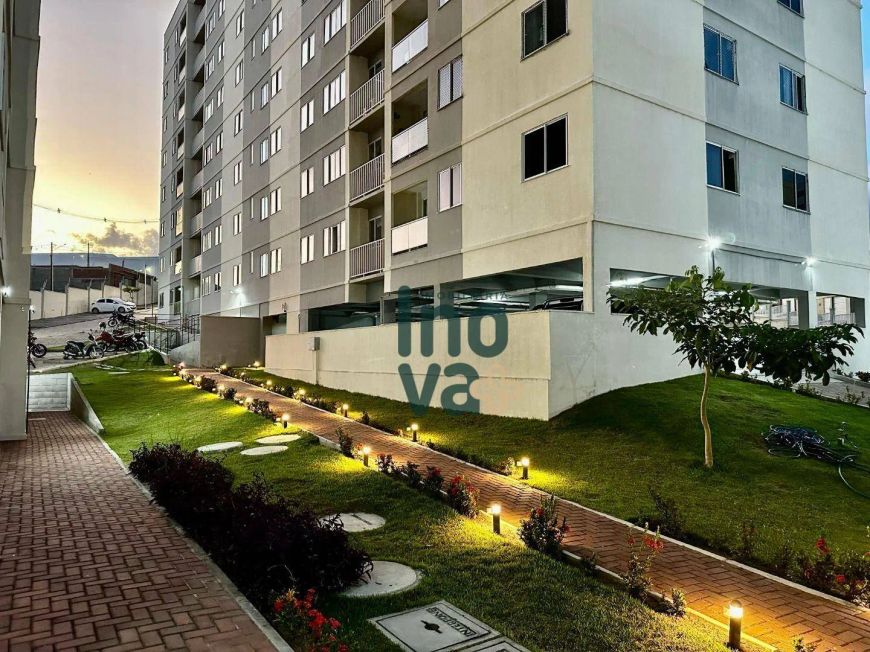 Apartamento com 2 dormitórios à venda, 50 m² por R$ 260.000 - Indianópolis - Caruaru/PE