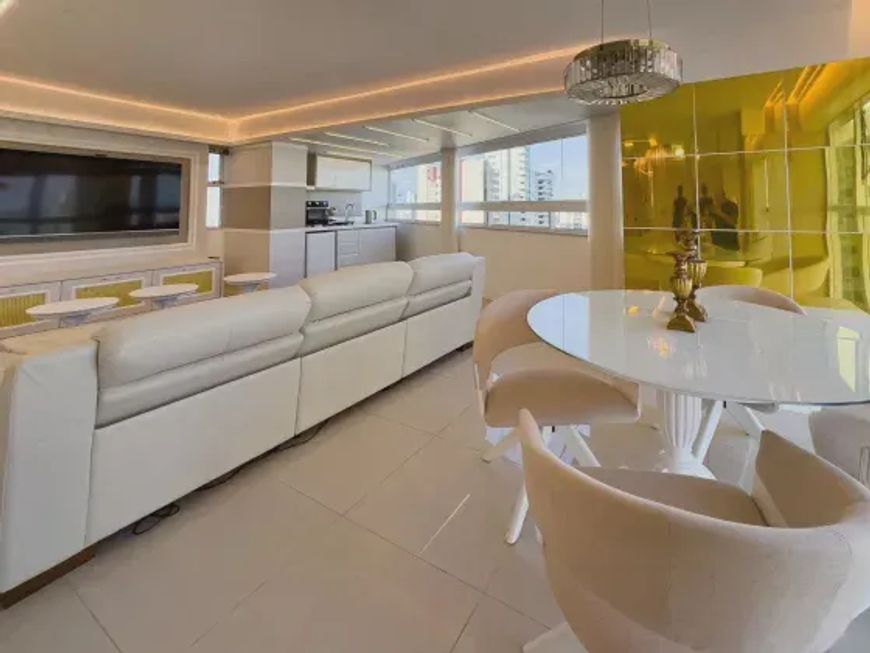 Lindo Apartamento com 201 metros com 3 quartos em Maurício de Nassau - Caruaru - PE