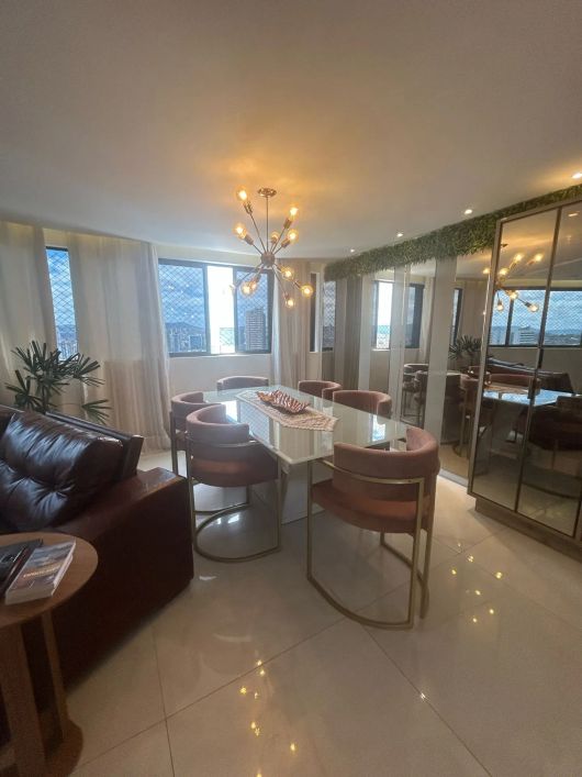 Lindo Apartamento a Venda com 3 quartos Maurício de Nassau - Caruaru - PE