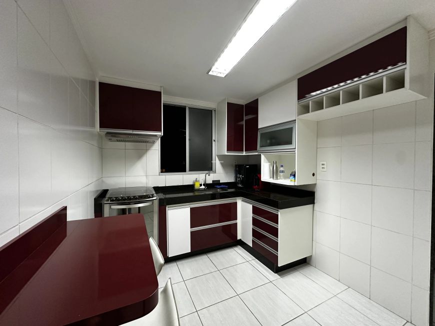 Apartamento 03 quartos no Castelo