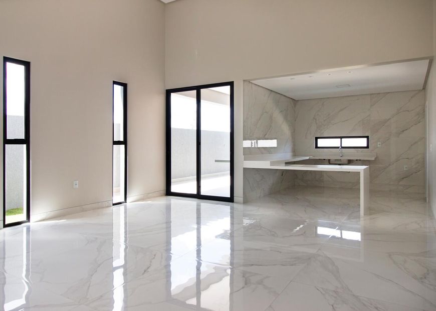 Casa para venda tem 167 metros quadrados com 1 quarto em Universitário - Caruaru - Pernambuco.