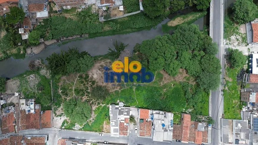 Terreno à venda no bairro São Francisco em Caruaru/PE