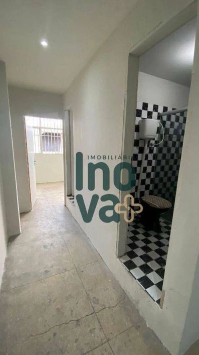 Prédio Comercial Na AV. Conego Julio Cabral