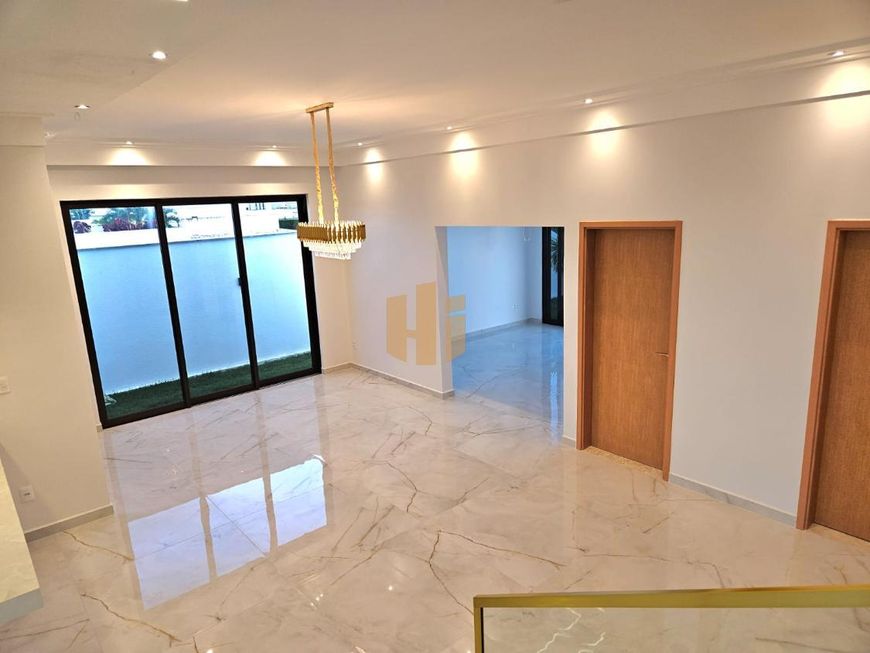Linda casa alto padrão no Alphaville Caruaru