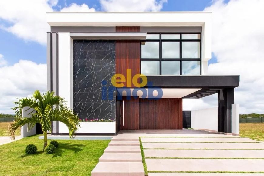 Casa à venda no bairro Universitário em Caruaru/PE