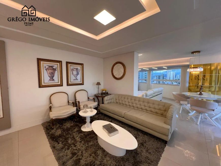 Apartamento de alto padrão à venda no Edifício Jorge Felipe | Maurício de Nassau