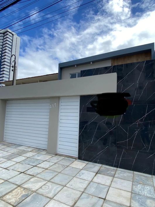 Casa com Excelente Localização com 5 quartos em Maurício de Nassau - Caruaru - PE