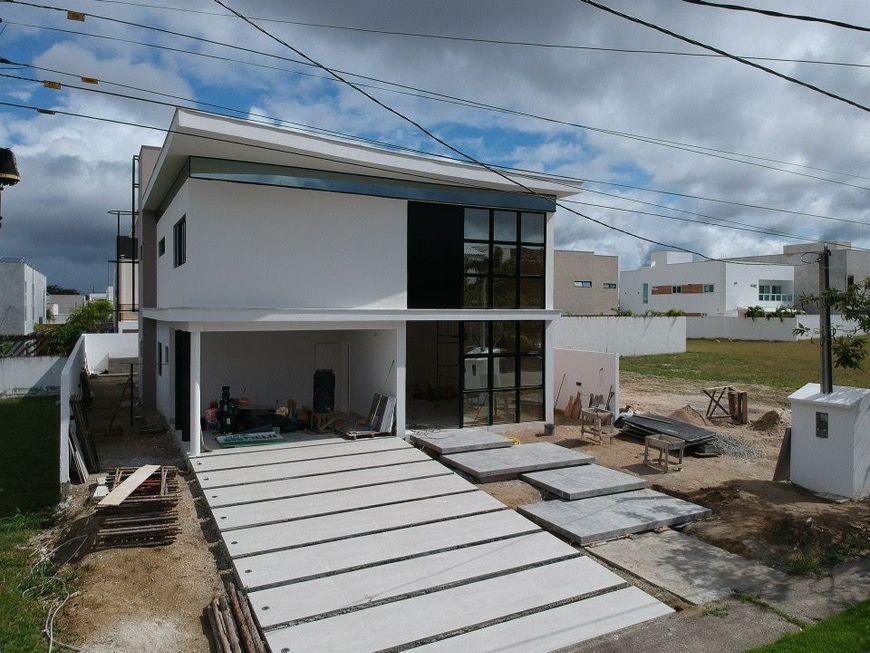 Casa para venda possui 130 metros quadrados com 5 quartos em Nova Caruaru - Caruaru - PE