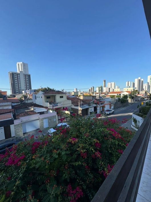 Imóvel para venda tem 800 metros quadrados com 5 quartos em Maurício de Nassau - Caruaru - PE