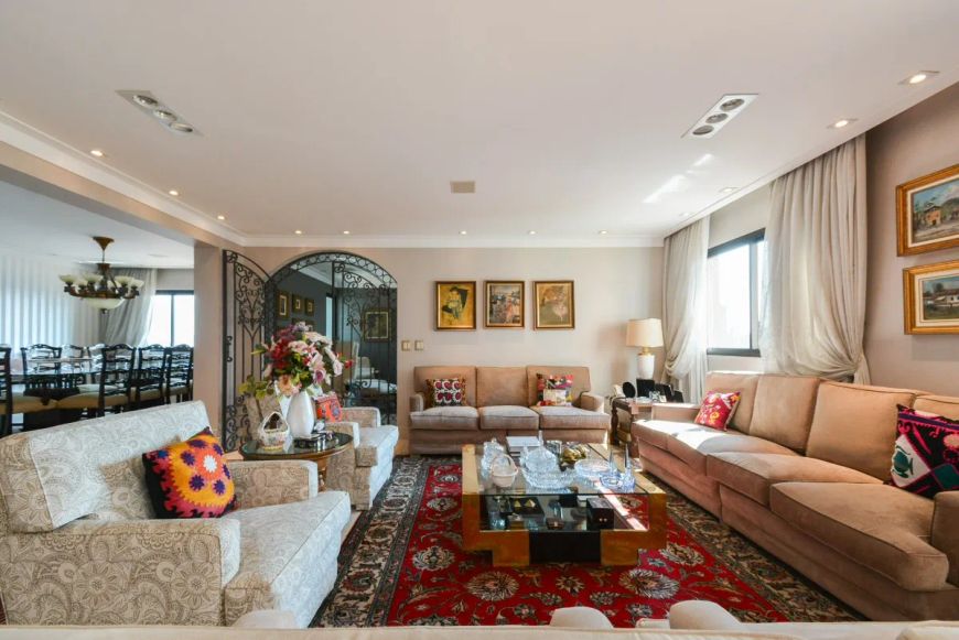 Apartamento tipo para venda com 4 quartos, sendo 4 suítes, 374m²