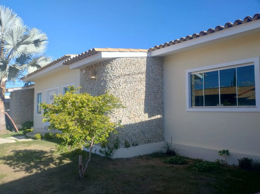Casa térrea para venda - 4 suites, no Boa Vista - Vitória da Conquista - BA