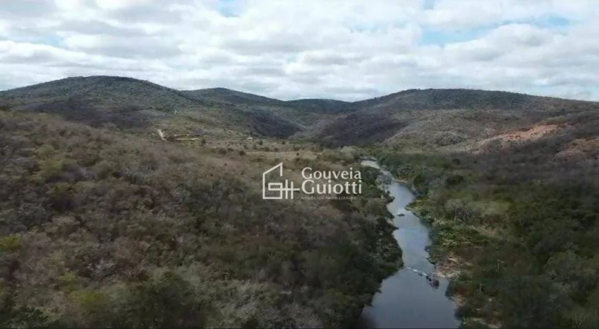 Fazenda à venda, 8000000 m² por R$ 3.000.000,00 - Área Rural de Vitória da Conquista - Vitória da Co