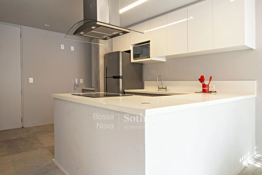 Loft moderno e decorado em rua fechada