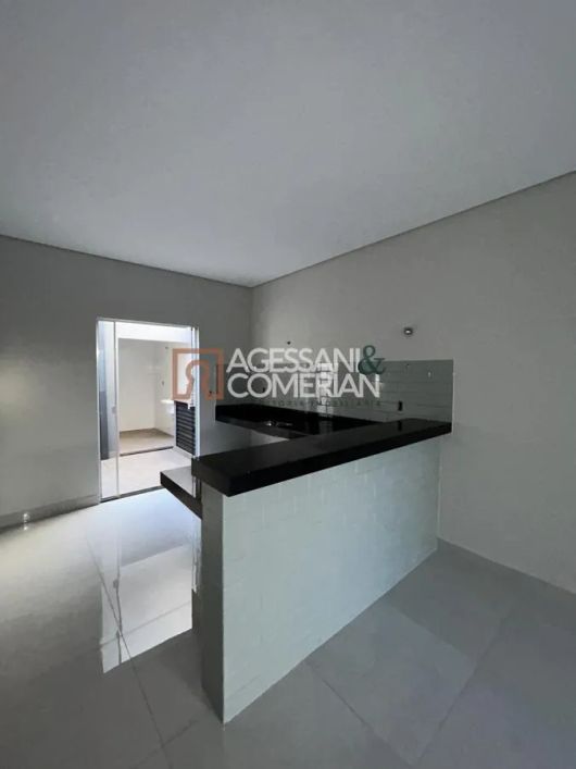 Casa para Venda em Franca, Residencial Moreira Júnior, 3 dormitórios, 1 suíte, 2 banheiros, 2 vagas