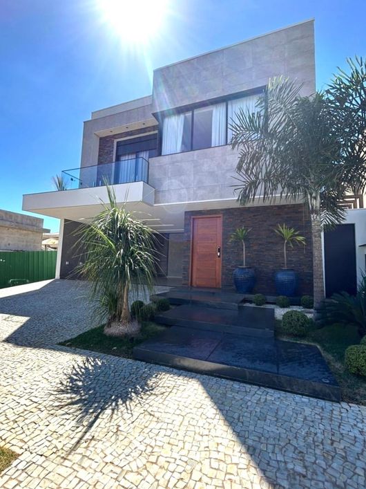 Belíssimo Sobrado à venda, Villa Toscana, Franca, SP