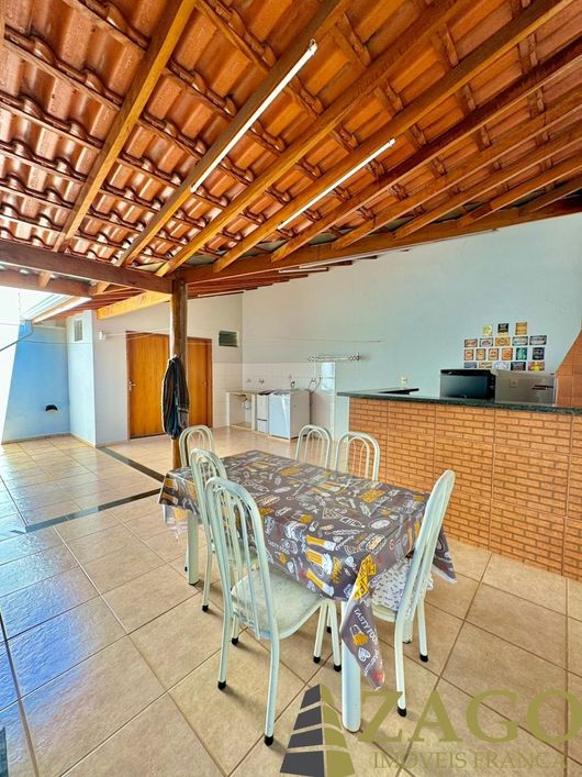 Casa no Residencial Meireles por R$ 580.000,00