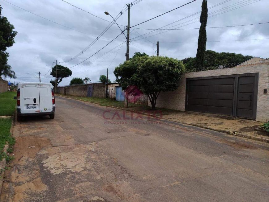 VENDE-SE CHÁCARA NO RECREIO CAMPO BELO FRANCA SP
