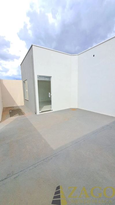 Casa Nova no Jd Paineiras por R$ 310.000,00