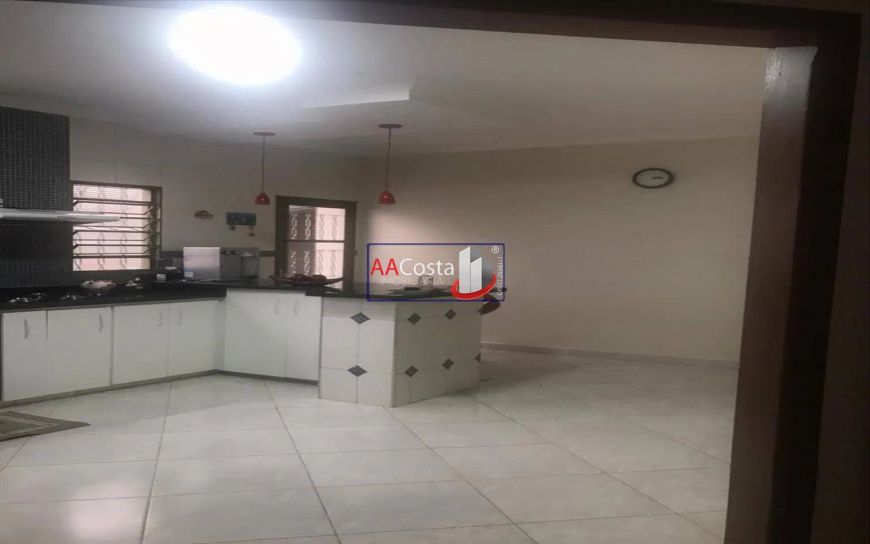 Casa para venda em Franca - JARDIM TROPICAL II