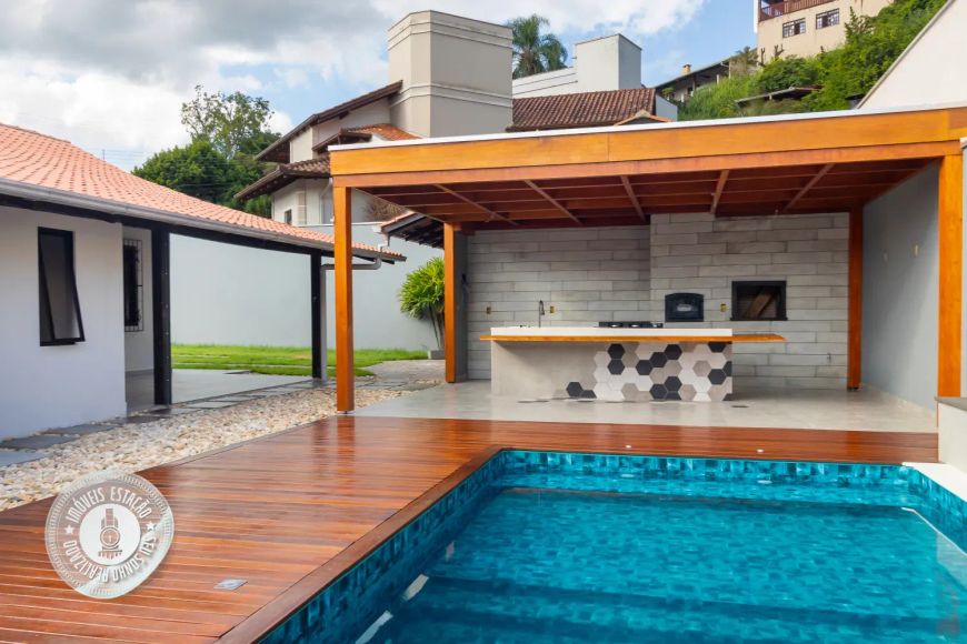 Casa com 3 dormitórios no bairro da Itoupava Norte