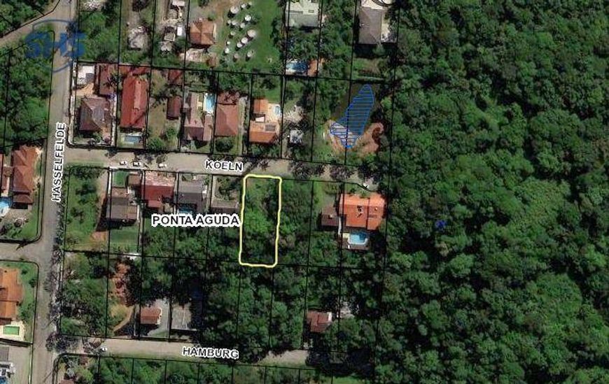 Terreno na Ponta Aguda