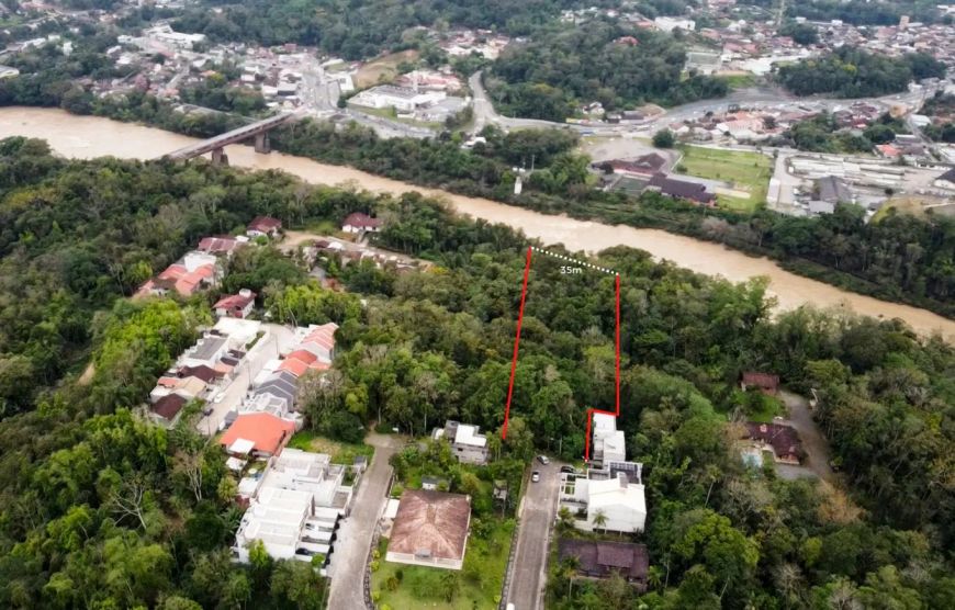 Terreno no Bairro Salto do Norte