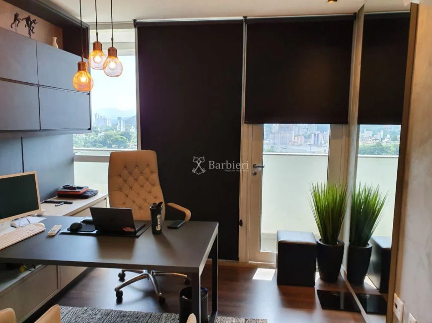 Sala comercial com 50,00m² no bairro Velha em Blumenau/SC.