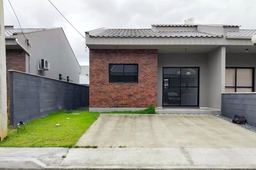 Vendo Casa com 02 Quartos, Bairro Testo Salto - Blumenau