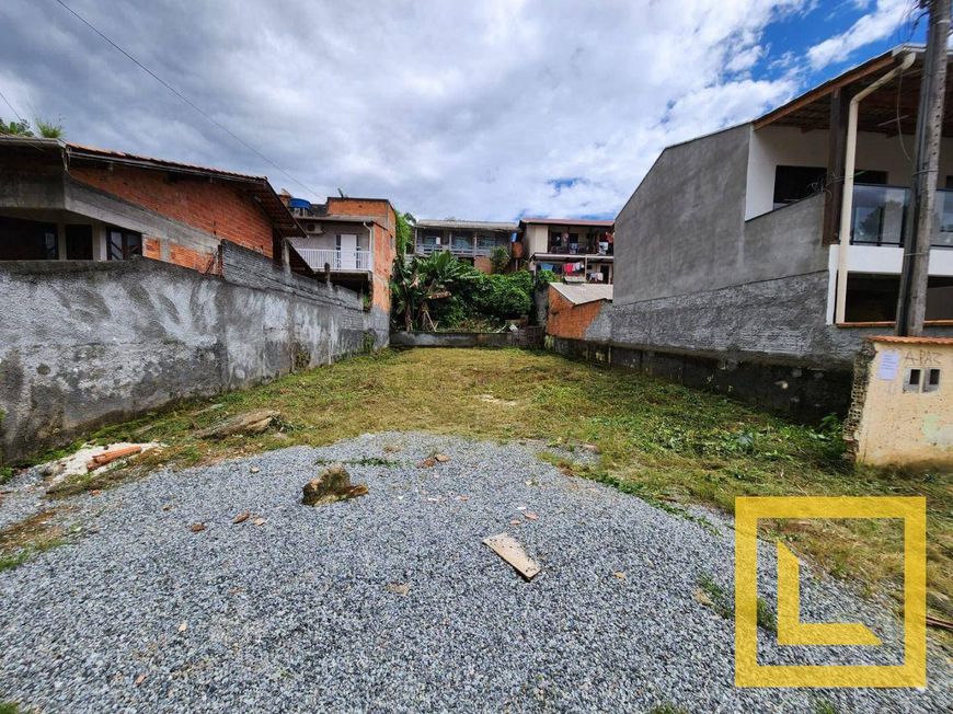 Terreno plano no bairro Velha Central