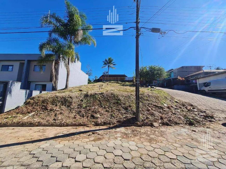 Amplo Terreno a Venda com 345m² no bairro Velha em Blumenau
