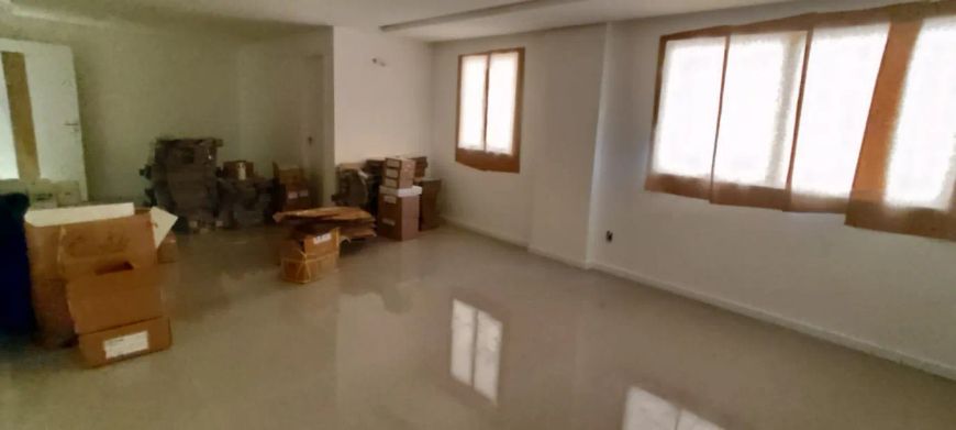 Sala Comercial à venda contendo 43,41 m² de área privativa no final da Alameda Rio Branco a 2 minuto