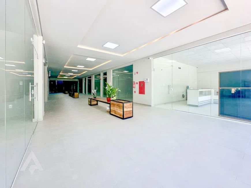Sala de 48,57m² com Excelente Estrutura para locação na Itoupava Central.