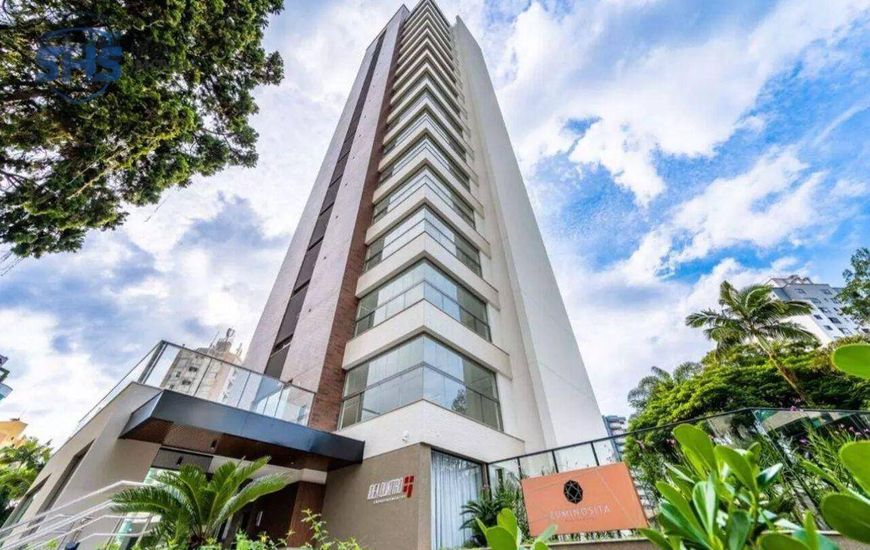 Apartamento 3 Suístes no Bairro Victor Konder