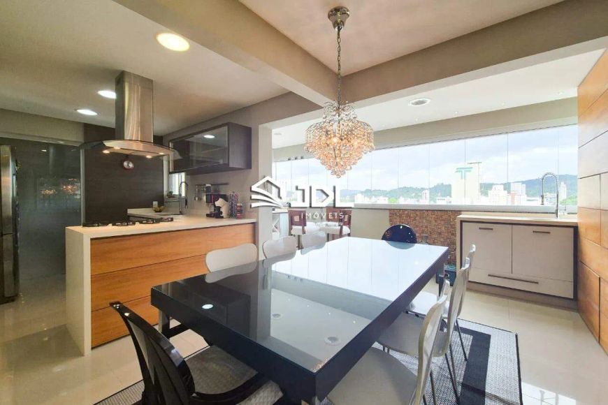 Apartamento à venda no bairro Vila Nova