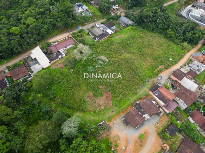 Conheça este terreno plano no bairro Badenfurt em Blumenau