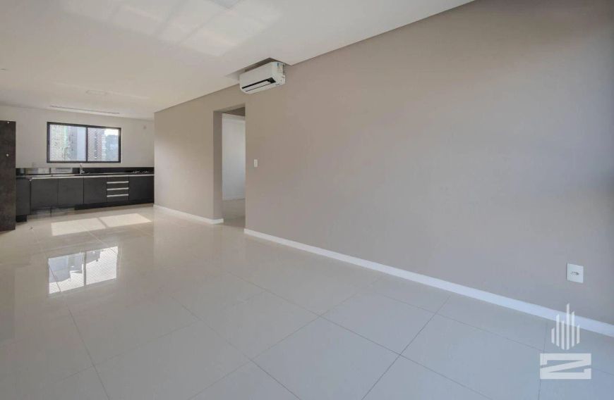 Apartamento com 2 dormitórios à venda, 64 m² por R$ 550.000,00 - Victor Konder - Blumenau/SC