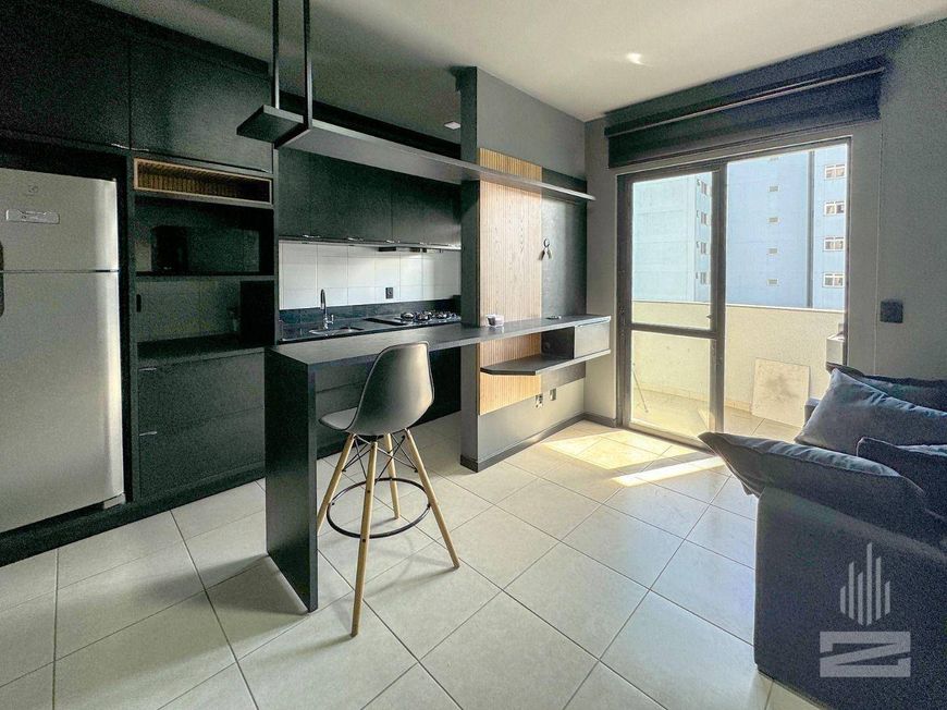 Apartamento à Venda com 1 Dormitório e Totalmente Mobiliado em Ótima Localização no bairro Victor Ko