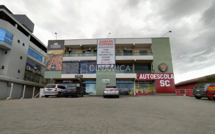 Sala Comercial Itoupava Central para locação