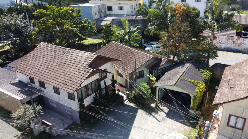 Lote/Terreno para venda com 637 metros quadrados em Garcia - Blumenau - SC