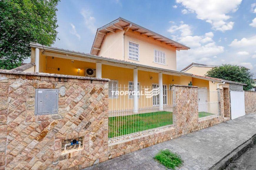 Casa com 4 dormitórios à venda, 316 m² por R$ 839.900,00 - Passo Manso - Blumenau/SC