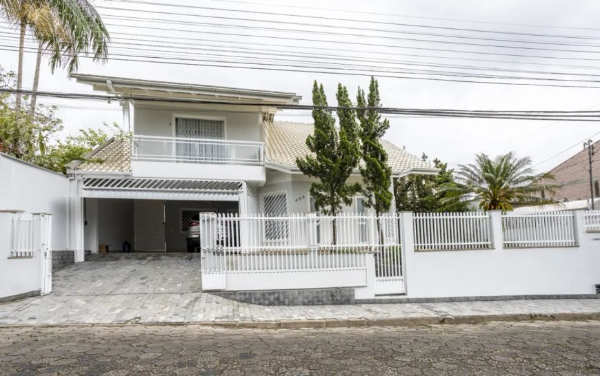 Casa 3 dormitórios no bairro Fortaleza, em Blumenau
