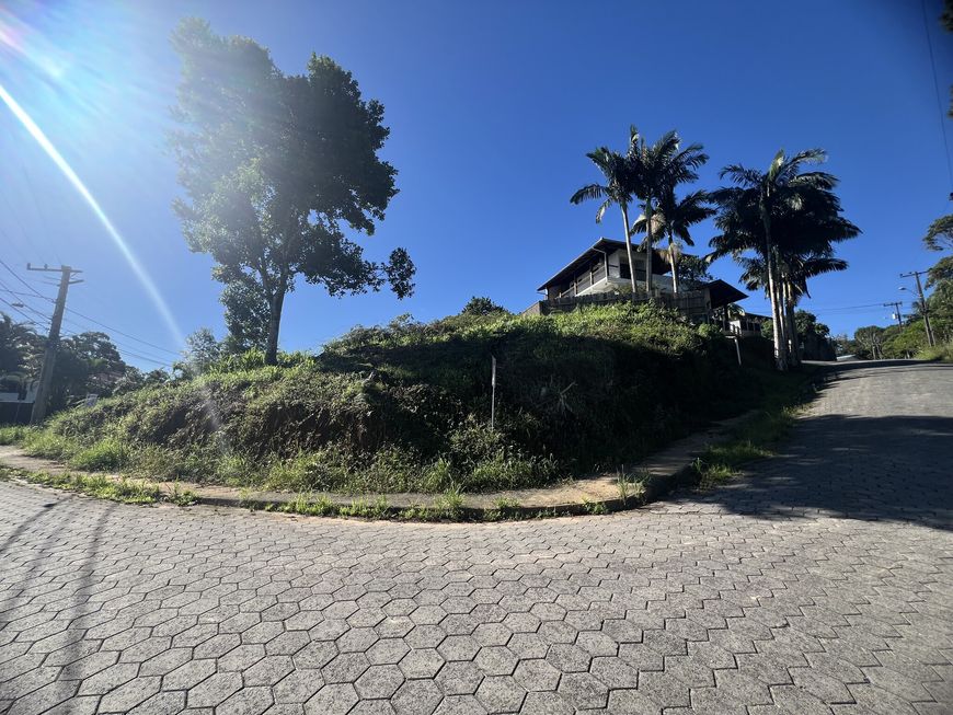 Terreno no Bairro Nova Esperança à Venda
