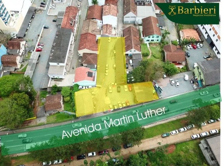 Terreno com área total de 1.402,81 m² no bairro Victor Konder em Blumenau/SC