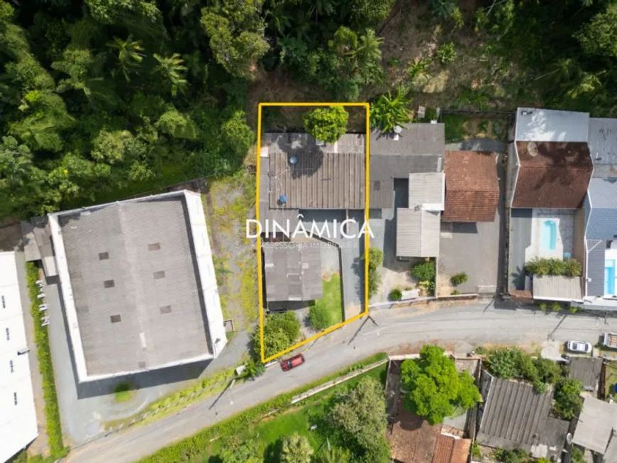 Excelente terreno industrial ou residencial a 300 metros da rua Bahia!