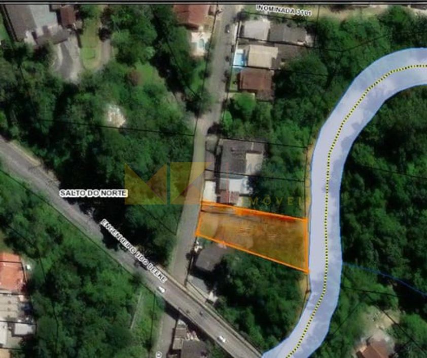 Terreno com área total de 1.017,21m²