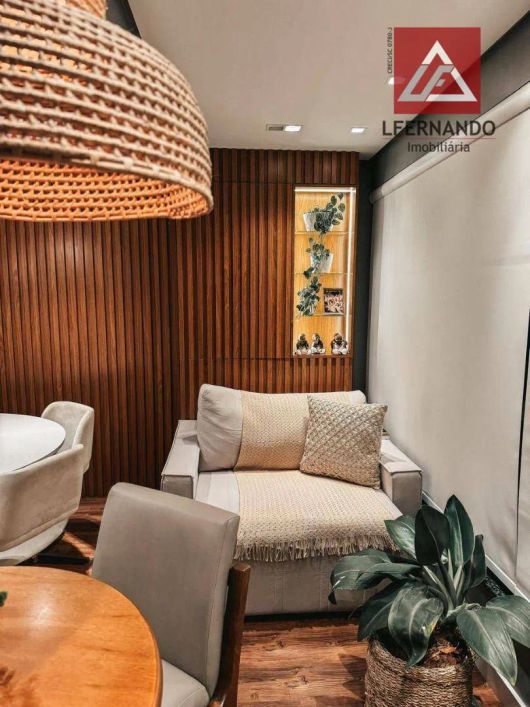 Apartamento mobiliado com 2 dormitórios, sendo 1 suíte à venda, 79 m² por R$ 695.000 - Fortaleza - B